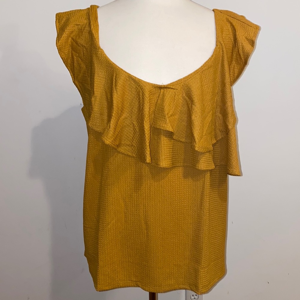 NWT!! Nine West Women’s Ruffle Sleeve Tank Top Plus Size 2X